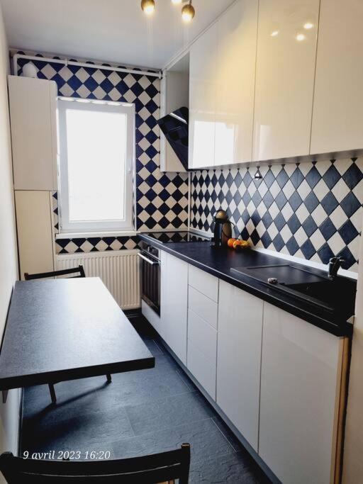 Le Nid D'Adam Apartment เซอร์เนช ภายนอก รูปภาพ